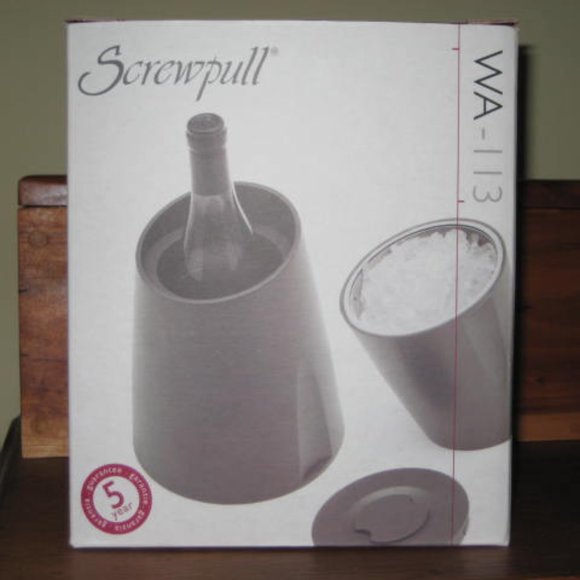 Screwpull Wine Cooler Ice Bucket NEW in Box WA-113 Collectible Le Creuset - Picture 2 of 16